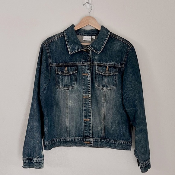 Custom Painted Red Rocks Jean Jacket - Picture 3 of 3